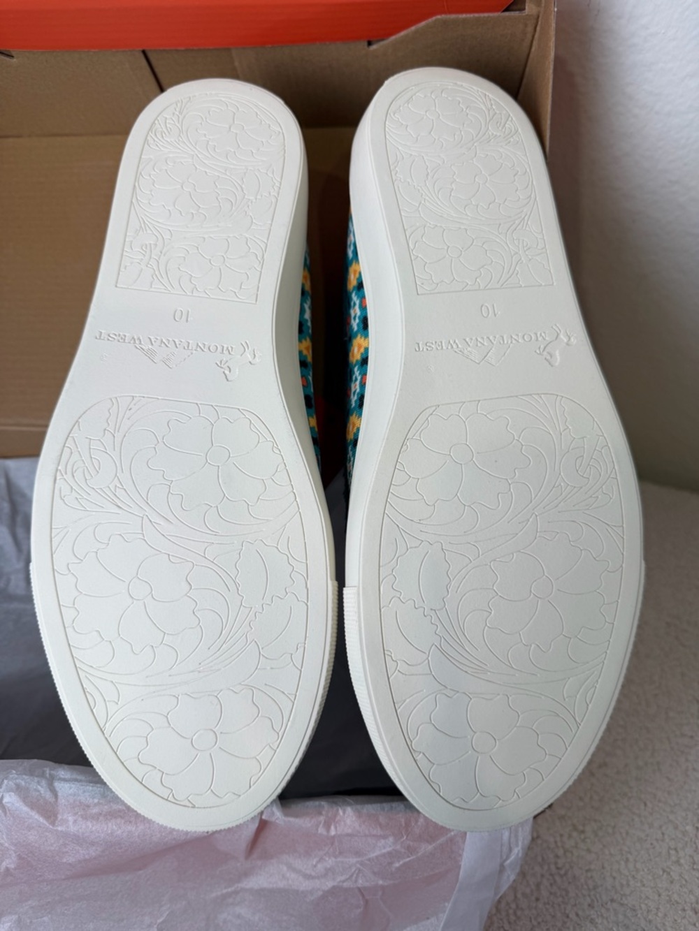 Montana West Teal Aztec Design with Rhinestones  Slip-On Sneakers NIB - Picture 8 of 10